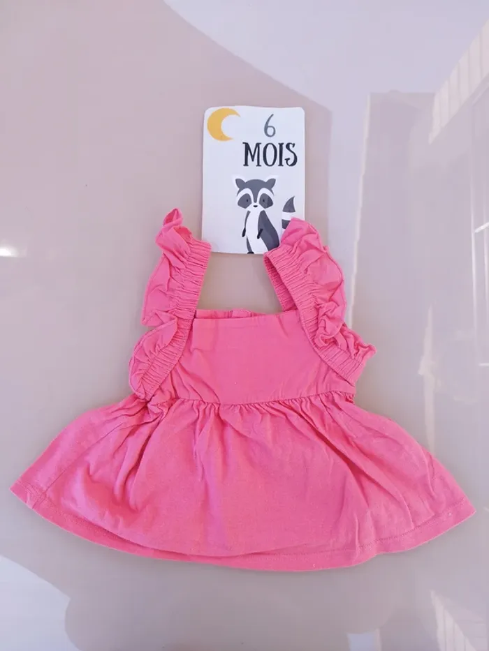 T-shirt 6 mois - photo numéro 2