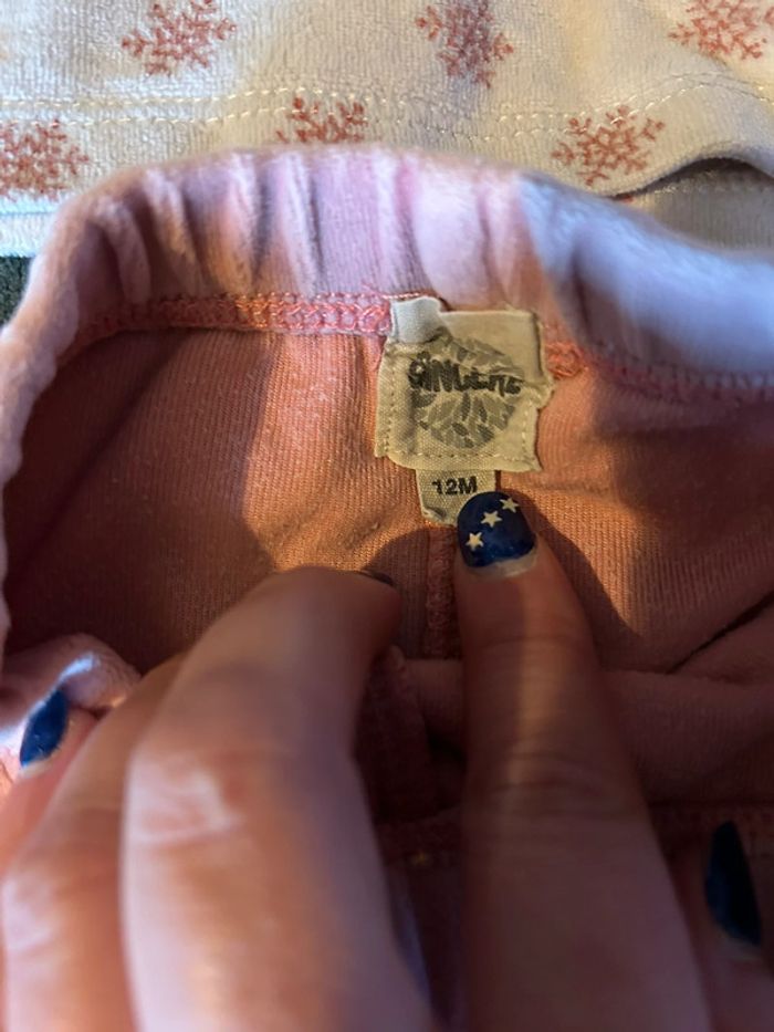 Très beau pyjama 2 pièces 12 mois - photo numéro 4