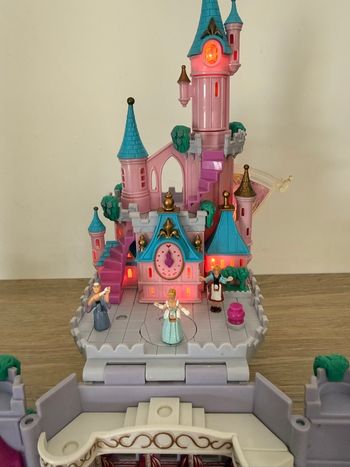 Superbe château de princesse pollypocket cendrillon bluebird