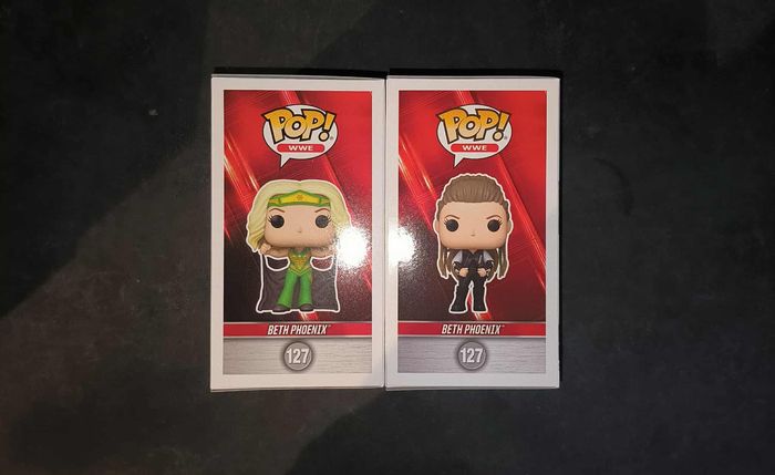 Lot 2 Figurines Funko Pop / Beth Phoenix 127 / Catch WWE (1Normal+1Chase) - photo numéro 4