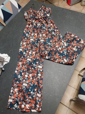 Combinaison fleurie taille M