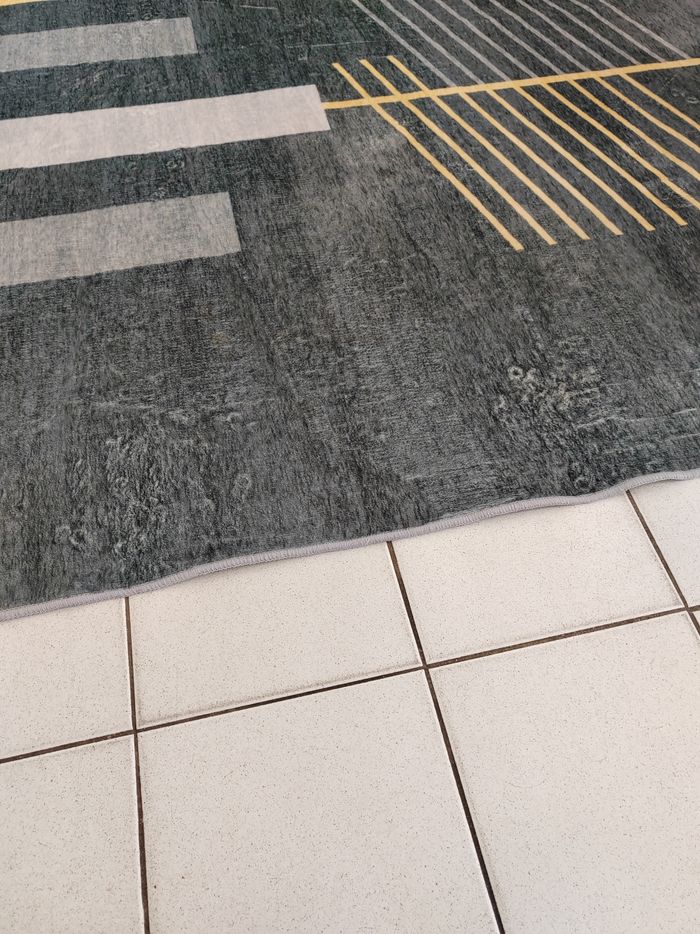 Tapis  moderne 2,34/1,60cm - photo numéro 4