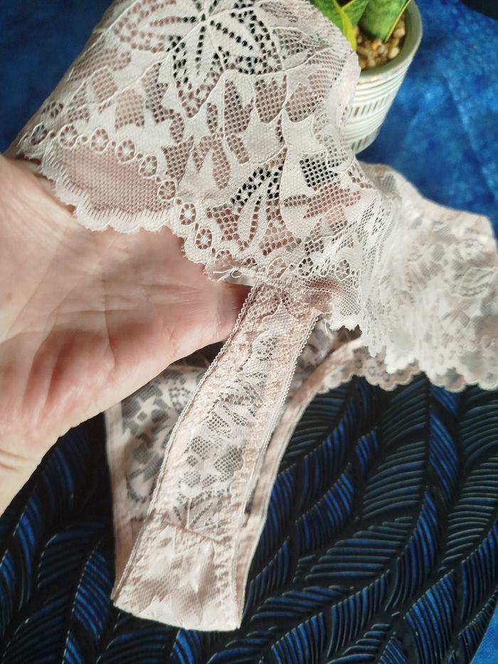String dentelle abricot HANA bu - photo numéro 4