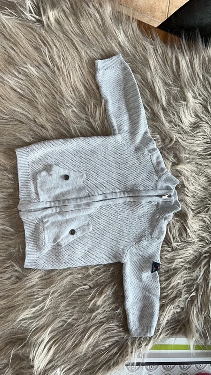 Gilet gris garçon 6 mois obaibi