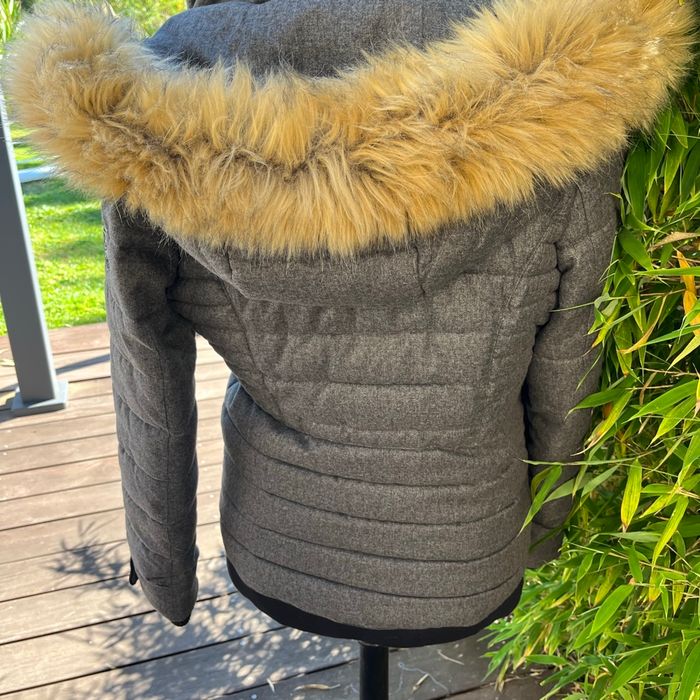 Blouson  gris capuche amovible taille 36 - photo numéro 4