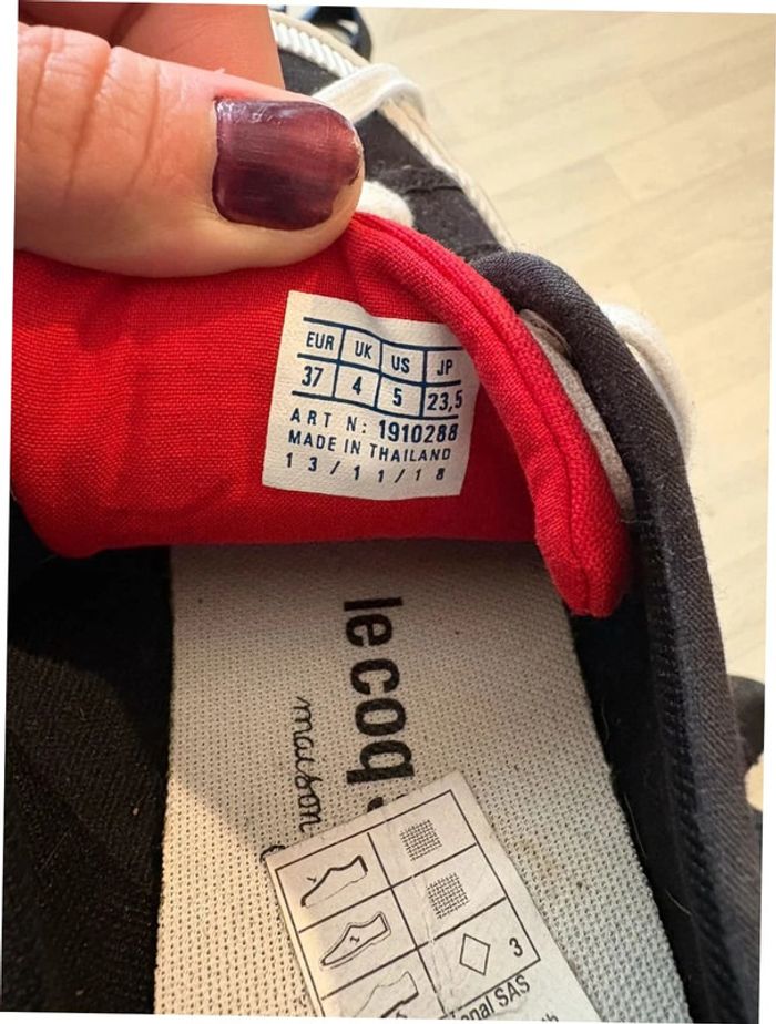Basket en toile noir le coq sportif 37 très bon etat très peu servi - photo numéro 3