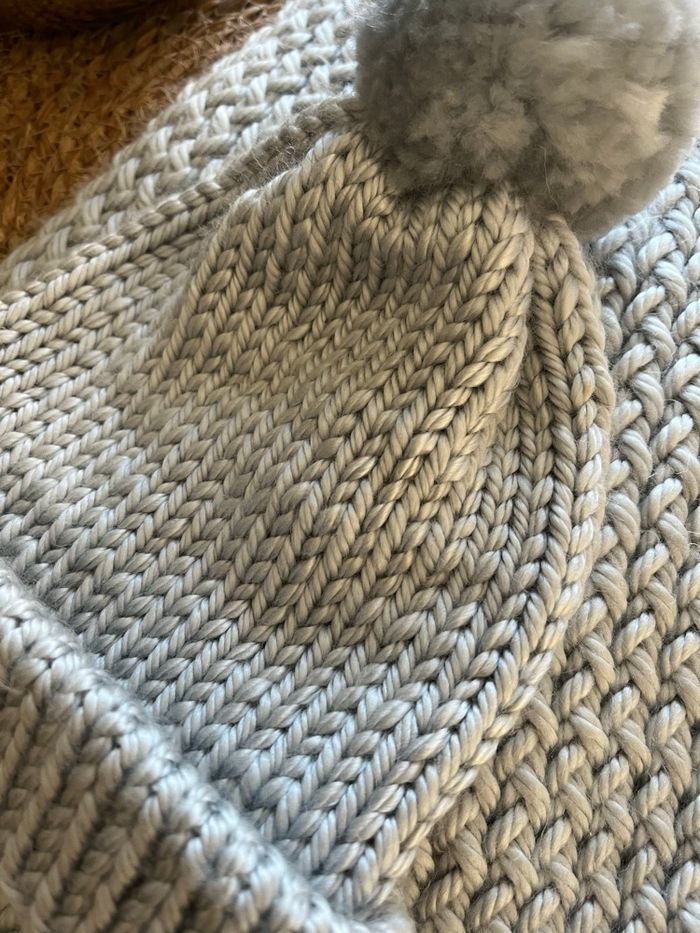 Bonnet et écharpe en laine - photo numéro 3