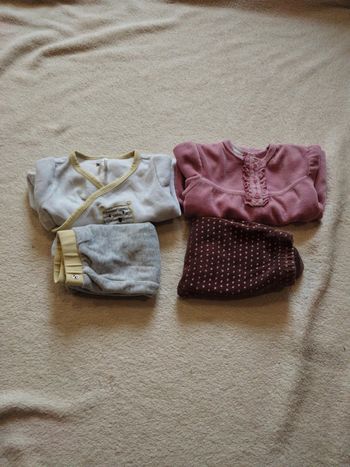 Lot de pyjamas
