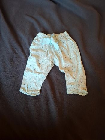 Pantalon fin bébé