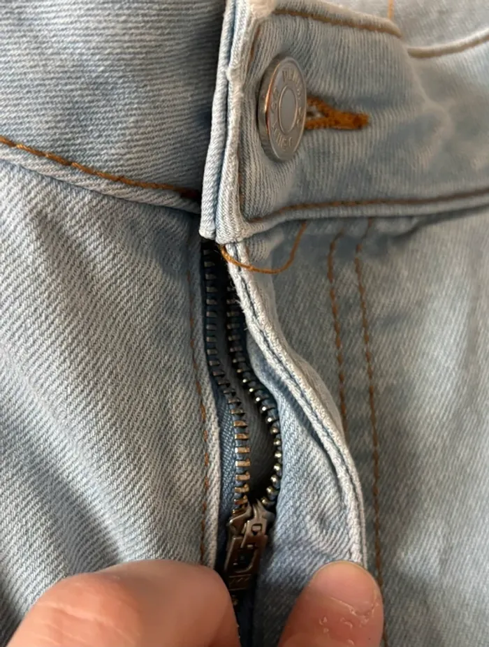 Jeans bleu clair coupe droite - photo numéro 7