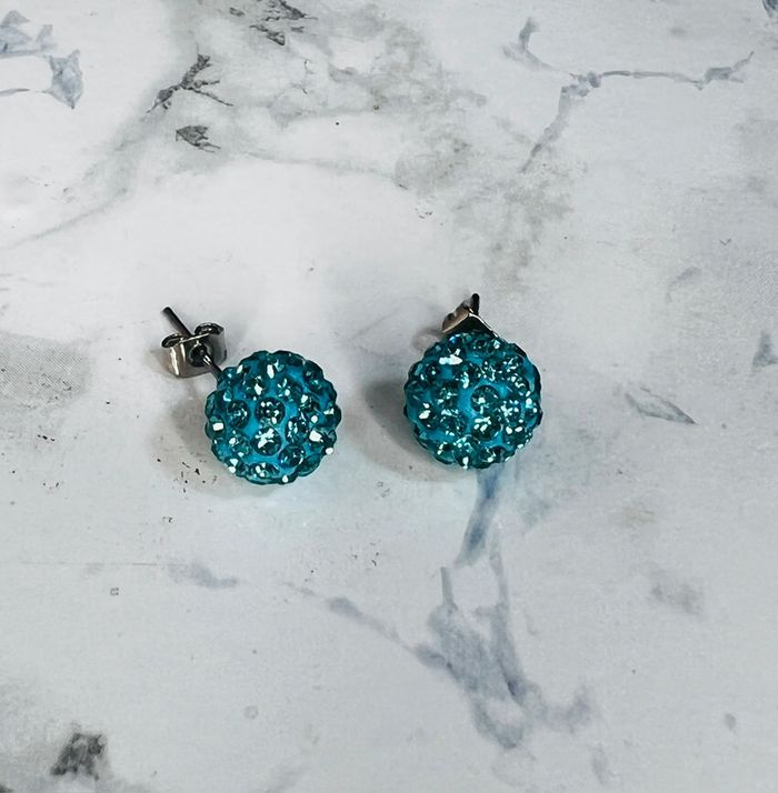 1 paire de Boucles d’oreilles Shamballa - photo numéro 2