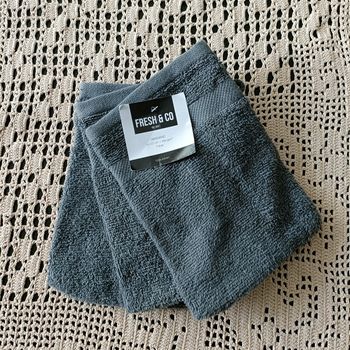 3 gants de toilette fresh&co en 16 X 21 cm