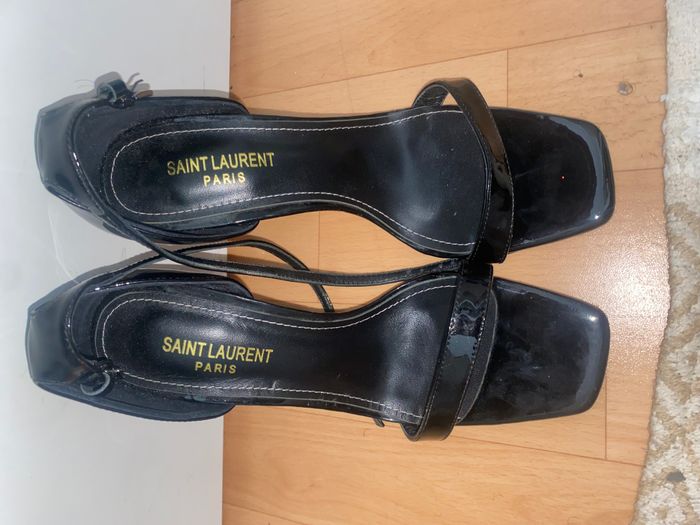 Talon noir Yves saint Laurent - photo numéro 2