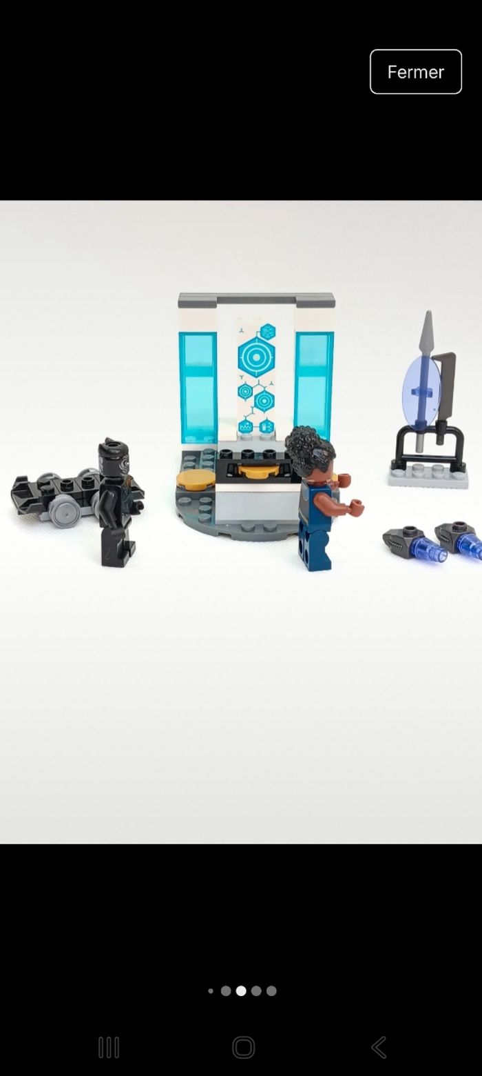 LEGO Marvel 76212 Black panther Le labo de Shuri 
Complet - photo numéro 4