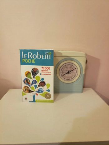 Dictionnaire de poche 📖 2016 Le Robert 5€