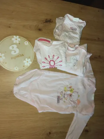 Lots de 4 bodies manche longue fille 3 mois