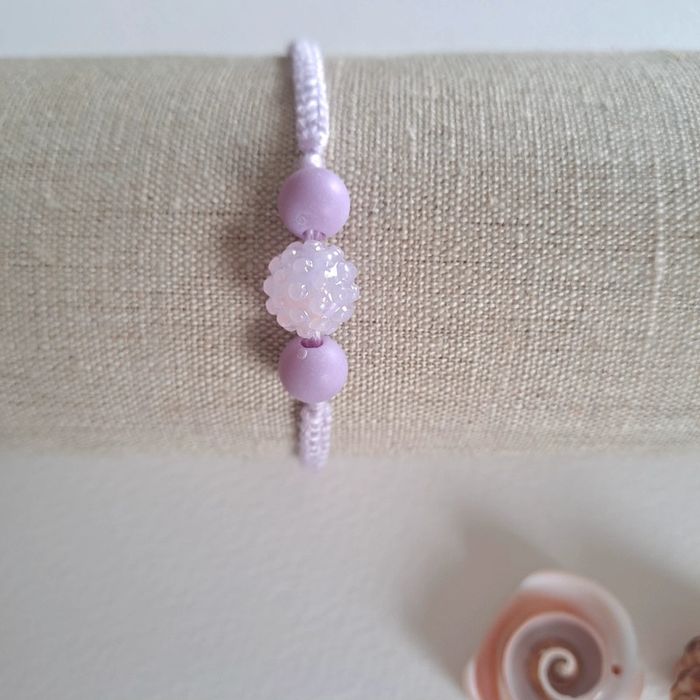 (Réduction) Bracelet avec perles lilas - photo numéro 2