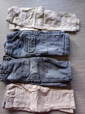 Lot 4 pantalons 6 mois