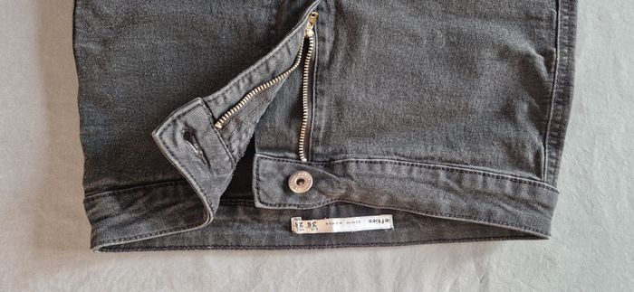 Short en jeans stretch mini - T.34 - TB / Exc. état - photo numéro 4