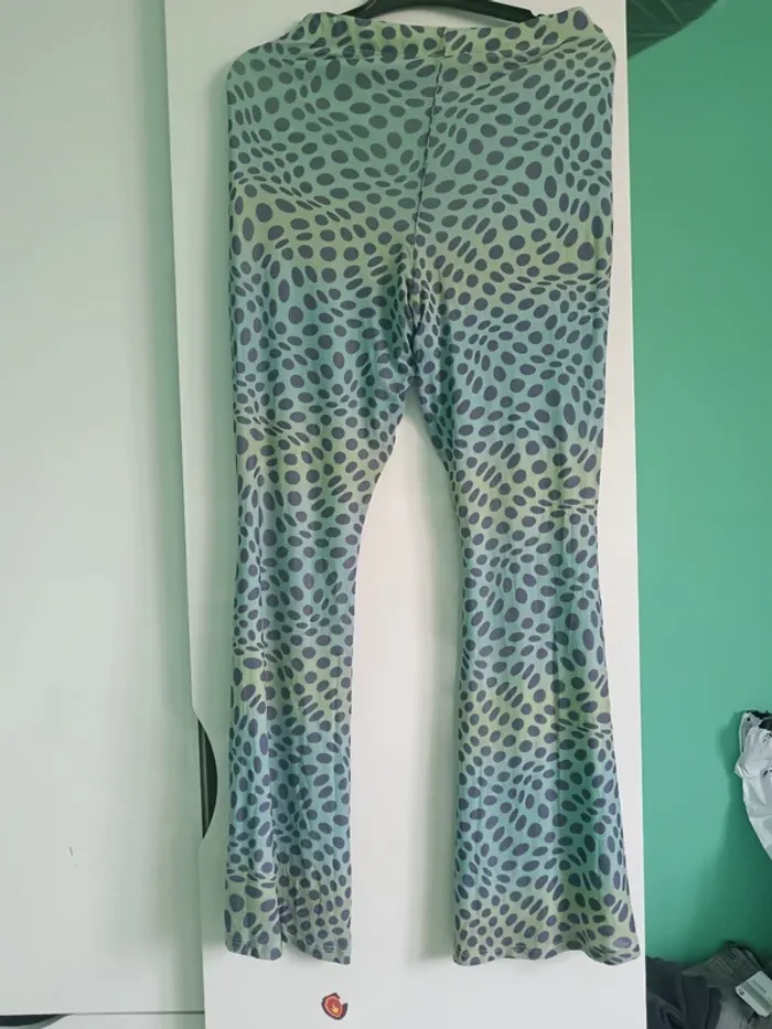 Pantalon vert bleu à pois bleu et pattes d'éléphant Taille S Primark - photo numéro 2