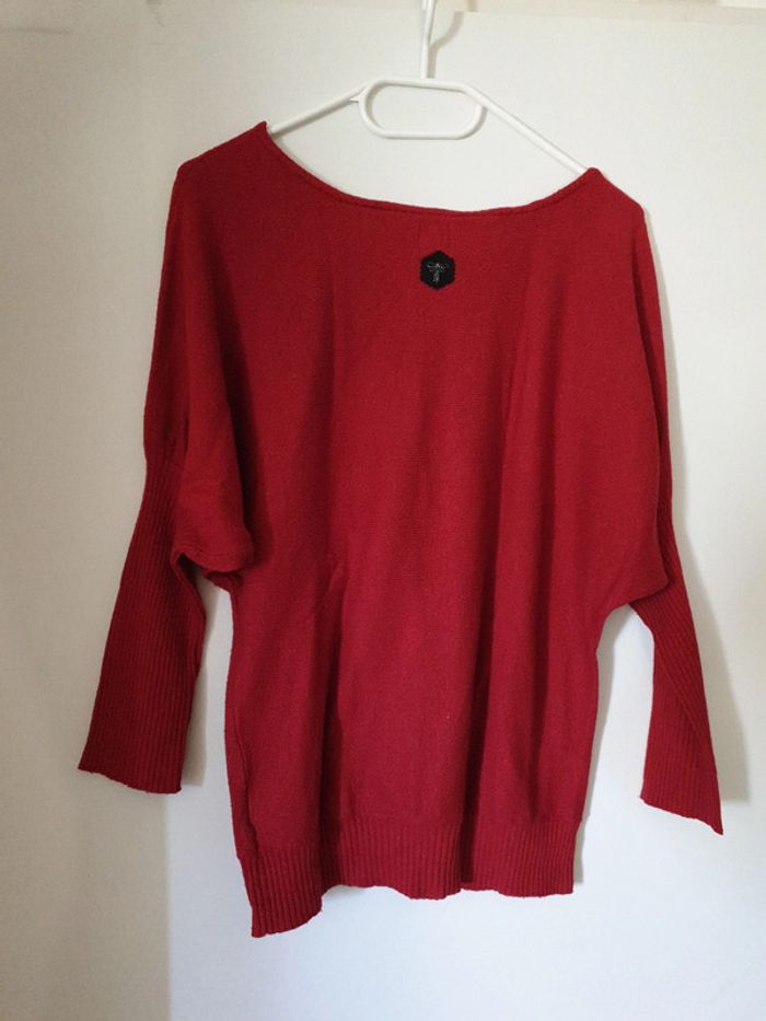 Pull rouge - photo numéro 2