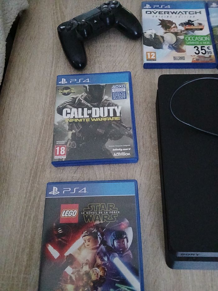 CONSOLE pS4 Slim - photo numéro 3