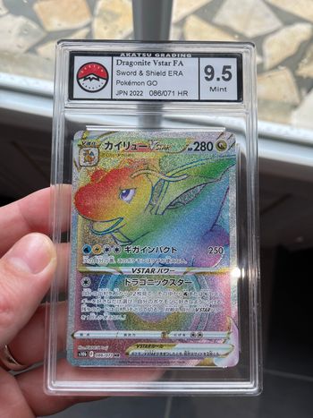 Pokémon carte gradée Dracolosse Vstar raimbow AG 9.5
