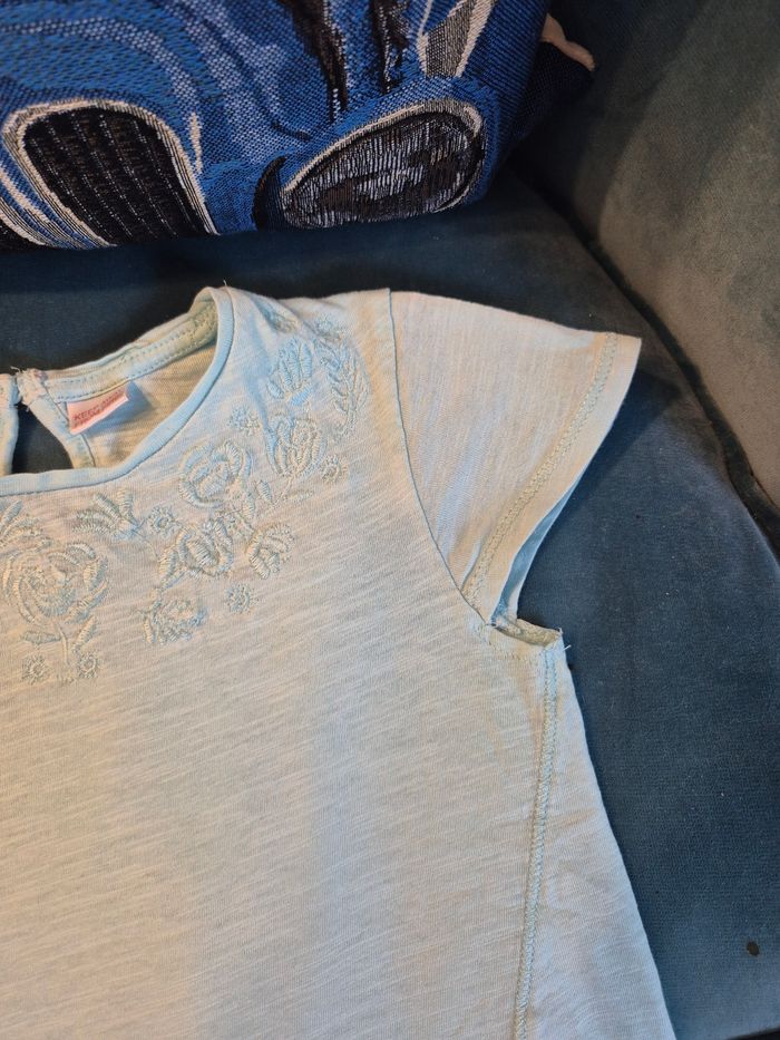 Tee-shirt Zara Babygirl t. 2/3 ans bleu clair - photo numéro 4