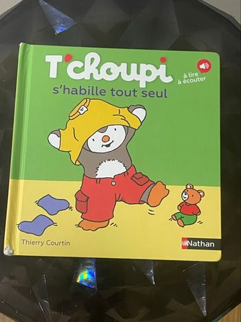 Livre tchoupi s’habille tout seul