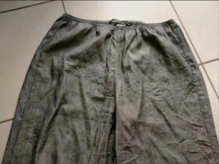 Panta court gris. Mado et les autres. Femme . taille 40 - photo numéro 2