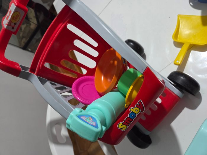 Lot dinette charet et quelques petits truc de bebe micro-ondes - photo numéro 7