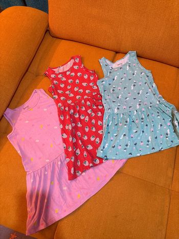 Lot de 3 robes 6 ans