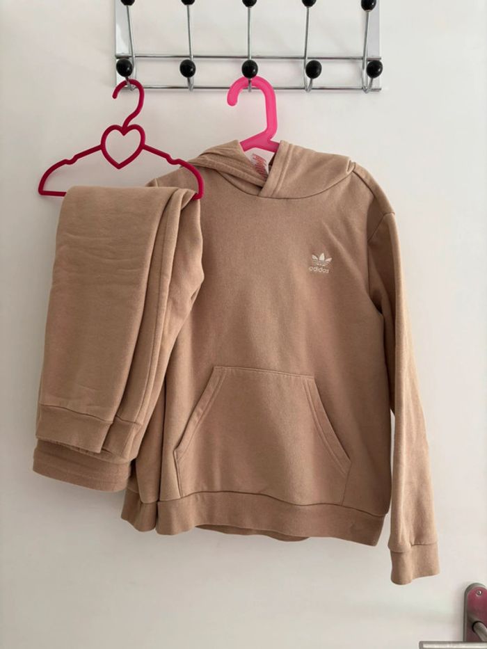 Ensemble adidas