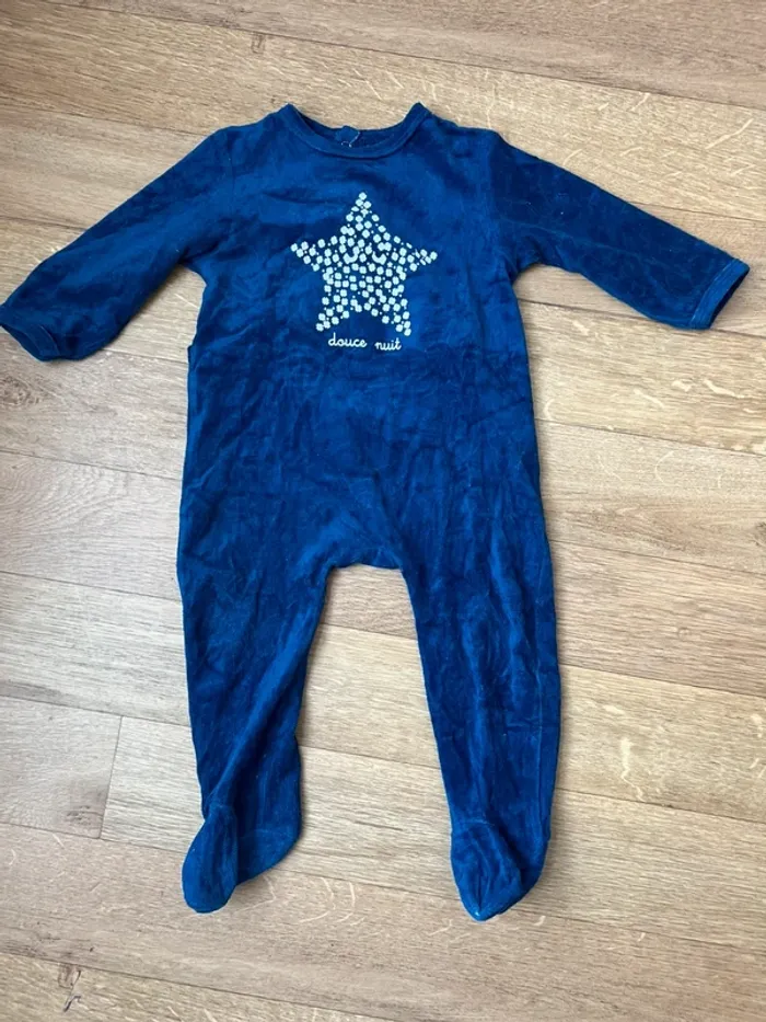 Pyjama douce nuit 18 M