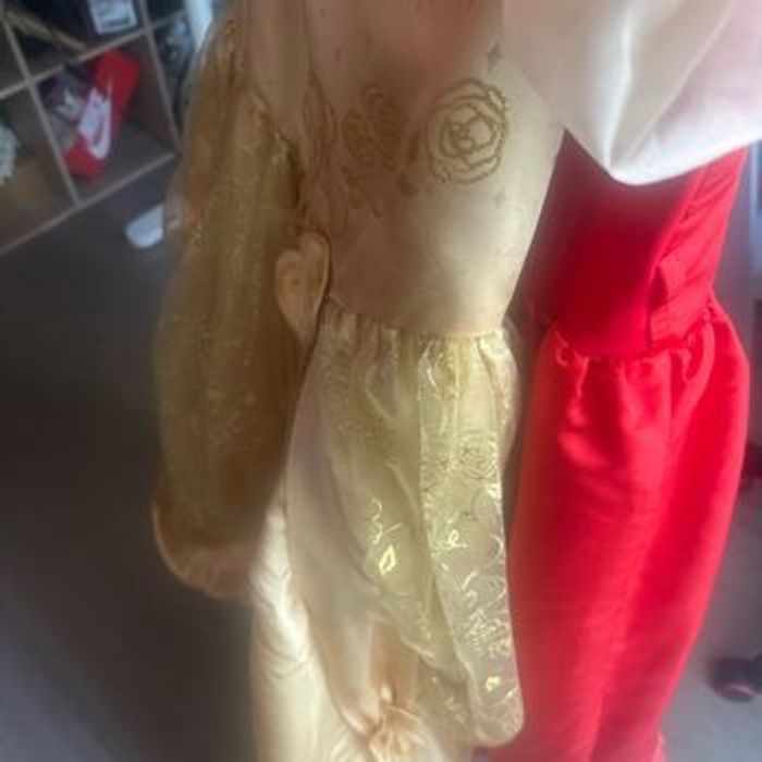 La Belle et la Bête – Costume Disney Store (10 Ans) - photo numéro 3
