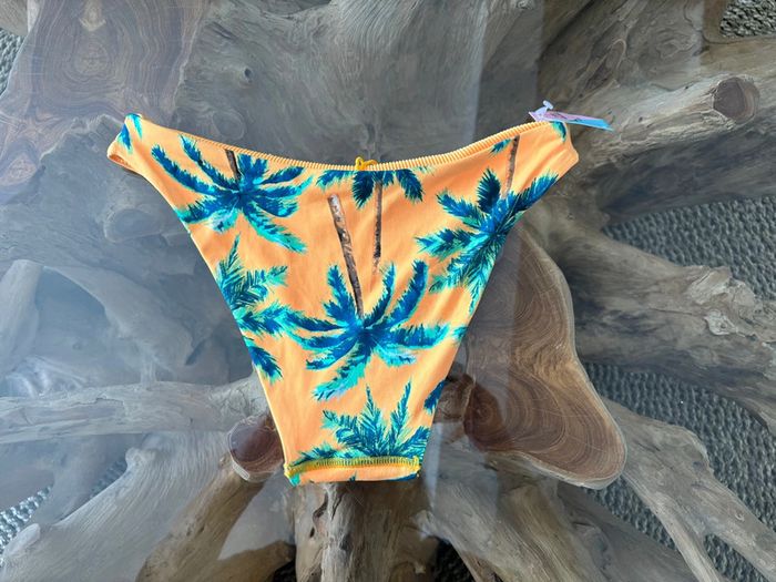 Bas de maillot de bain neuf - photo numéro 3