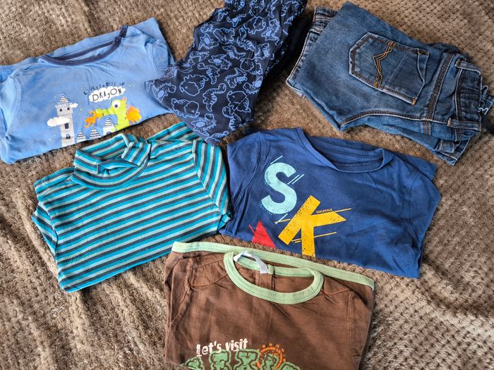 🦖 Lot de 8 Articles Garçon, Taille 3 Ans 🦖