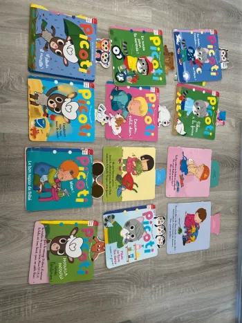 Lot 12 magazines picoti