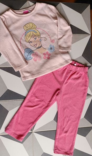 Pyjama polaire Cendrillon Disney 4 ans