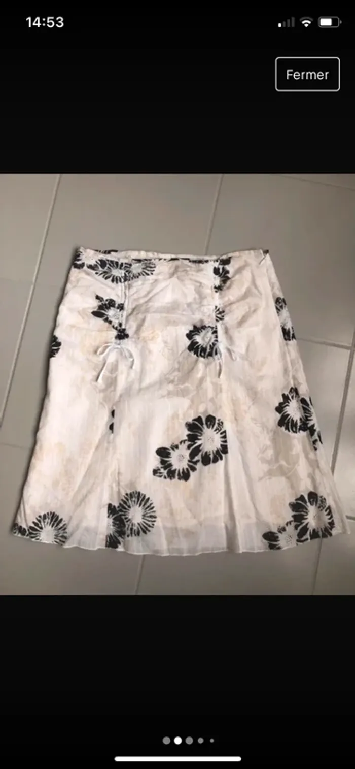 Jupe blanche fleurs noires - photo numéro 2
