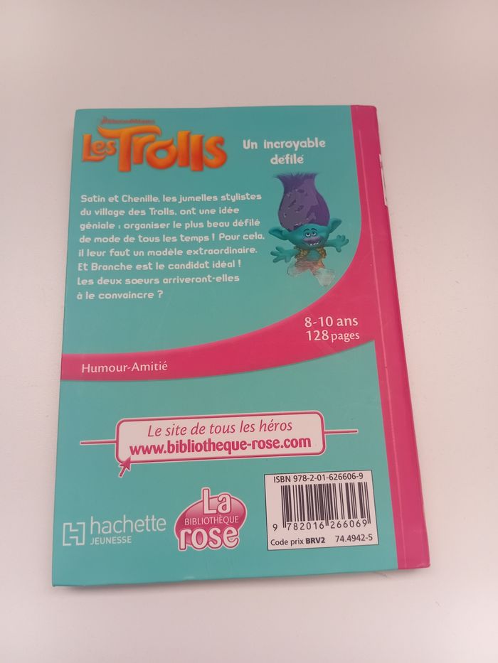 Roman Les Trolls Un incroyable défilé Dreamworks Bibliothèque rose - photo numéro 2