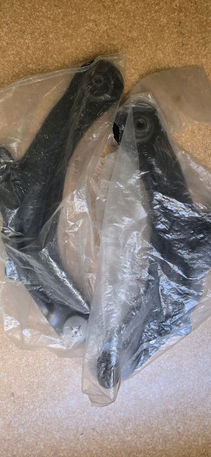 Triangles bars de suspension - photo numéro 2