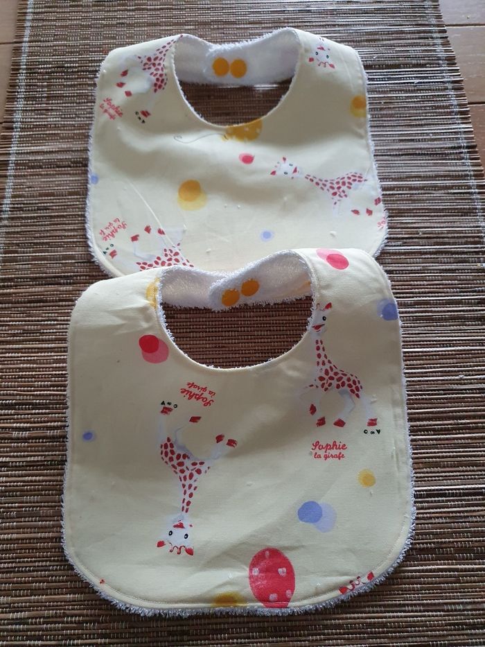 Bavoirs de naissance