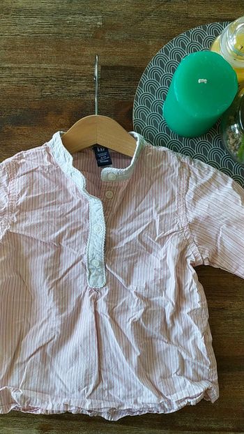 Très jolie petite chemise/Baby Gap/18-24 mois