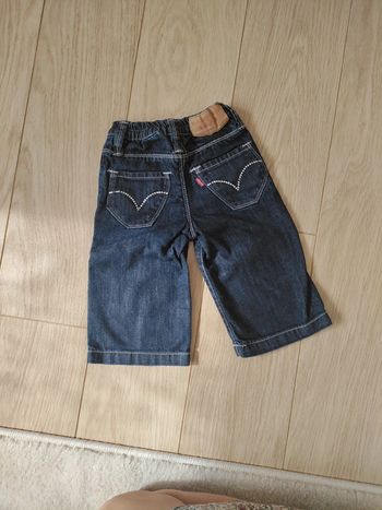 Jean levis 6 mois