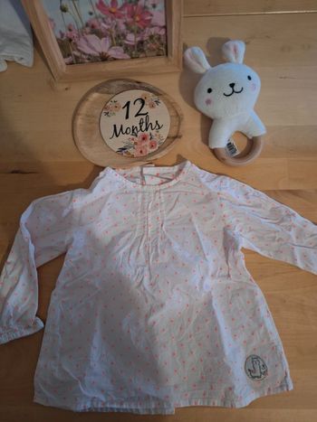 T-shirt manches longues pour fille taille 12mois très bon état