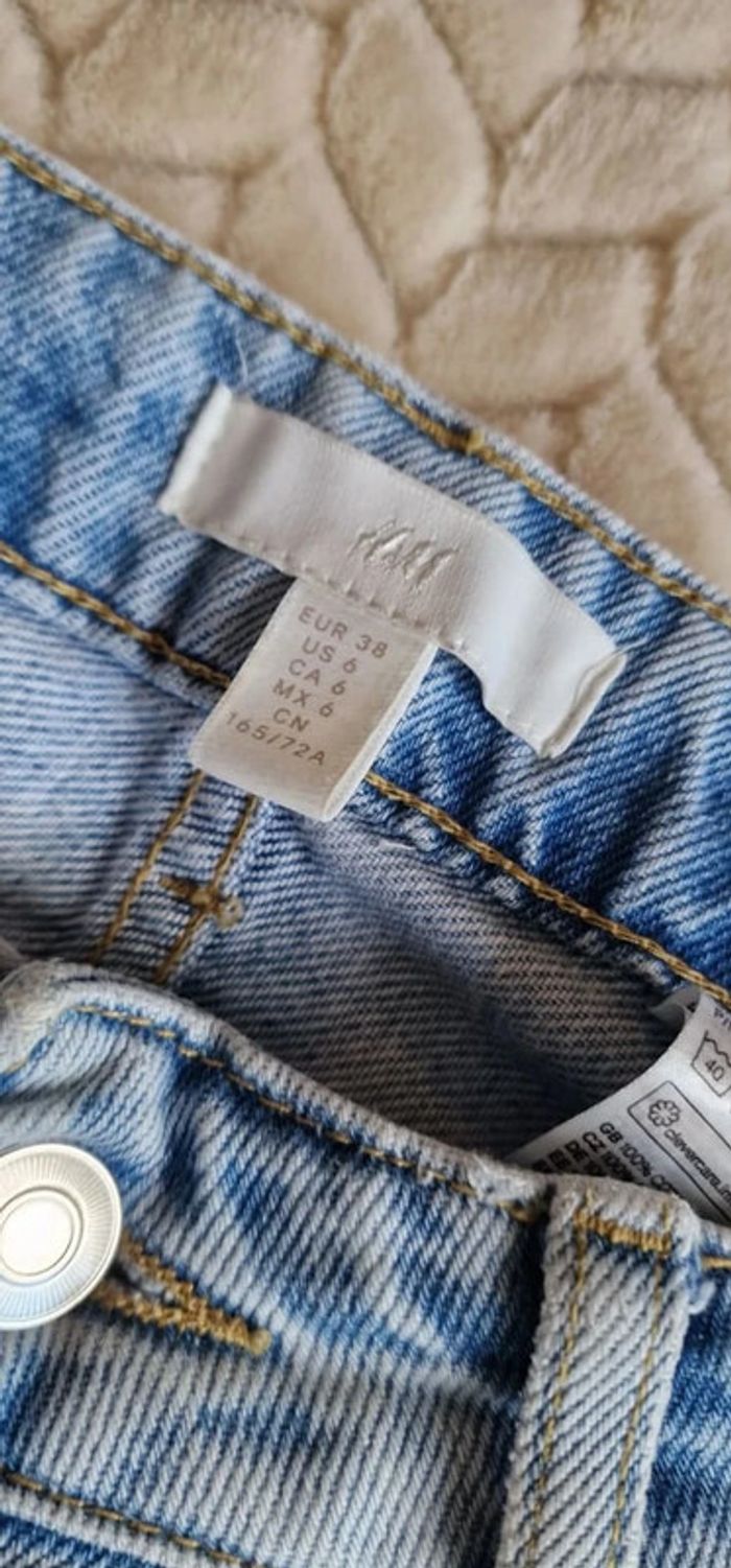 Jean droit 90's H&M genou troué bleu clair à boutonnière taille 38 - photo numéro 4