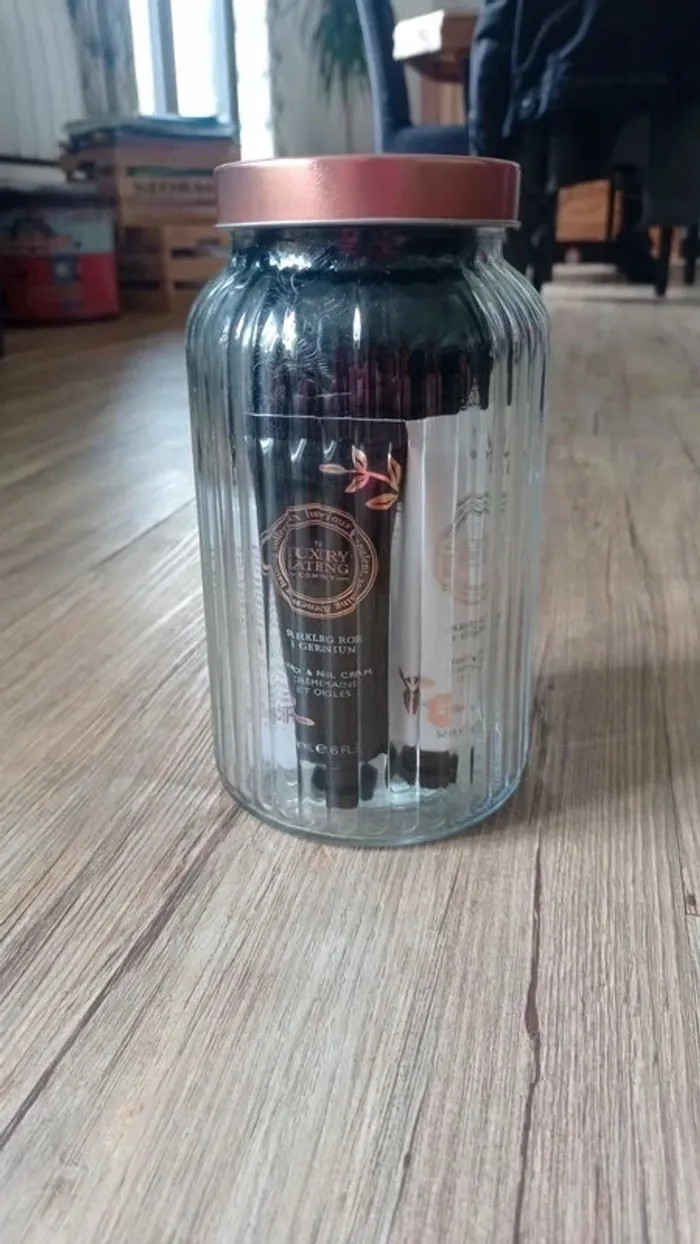 Coffret Cadeau produits bain douche - The Luxury Bathing Company Neuf - photo numéro 6