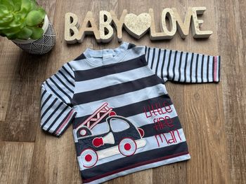 - Haut ML  - 6 mois - Très bon état