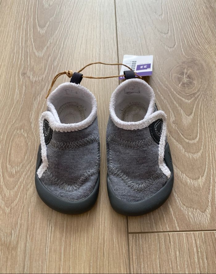 Chaussons souples et antidérapants Decathlon